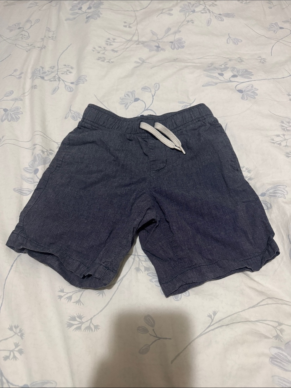 ⭐️Old Navy Boys OGC Chino Jogger Shorts (At Knee) (Size: S)